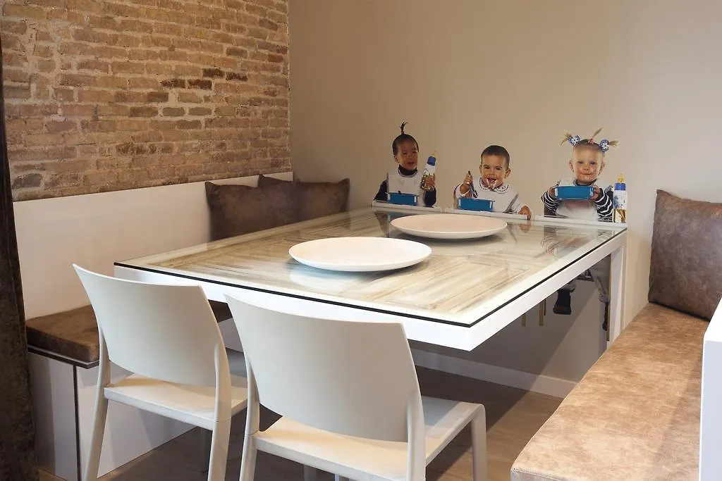 Enjoybcn Miro Apartments Barcelona 0*,  Hiszpania